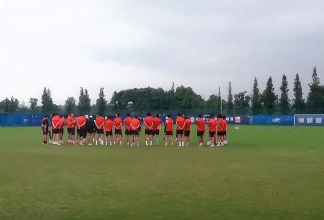 青青青青青国产费线在线观看