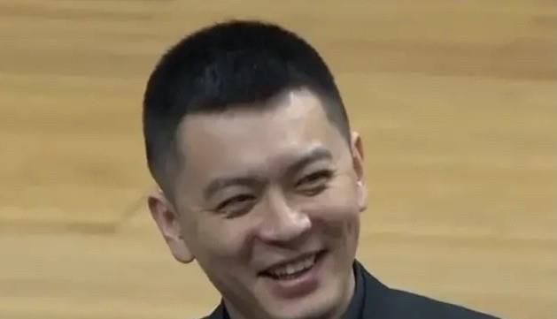 与校花互换被c的小说h