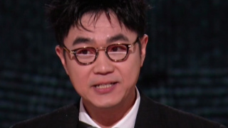两个女人裸体互吻互摸